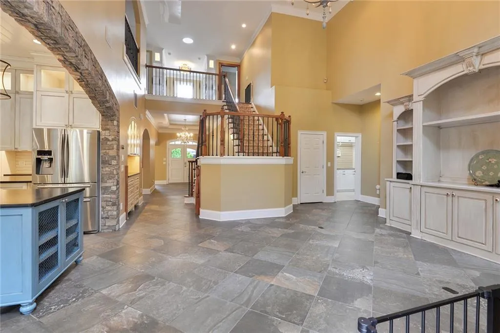 315 Wembley Circle, Sandy Springs, Georgia 30328, 4 Bedrooms Bedrooms, ,3 BathroomsBathrooms,Residential,Sold,315 Wembley Circle,6583103
