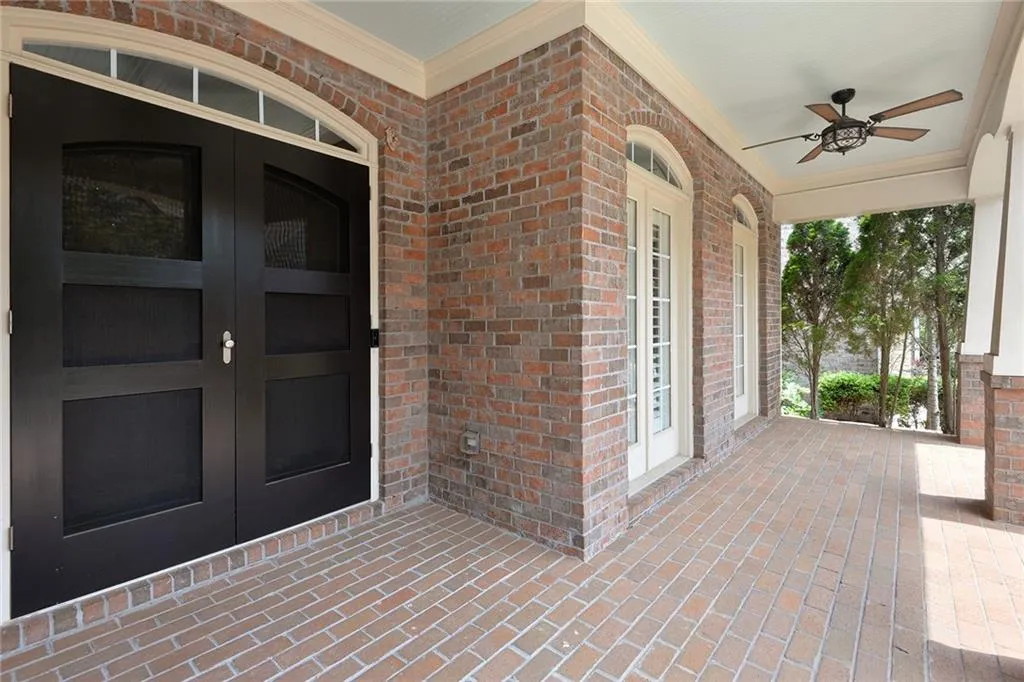 315 Wembley Circle, Sandy Springs, Georgia 30328, 4 Bedrooms Bedrooms, ,3 BathroomsBathrooms,Residential,Sold,315 Wembley Circle,6583103