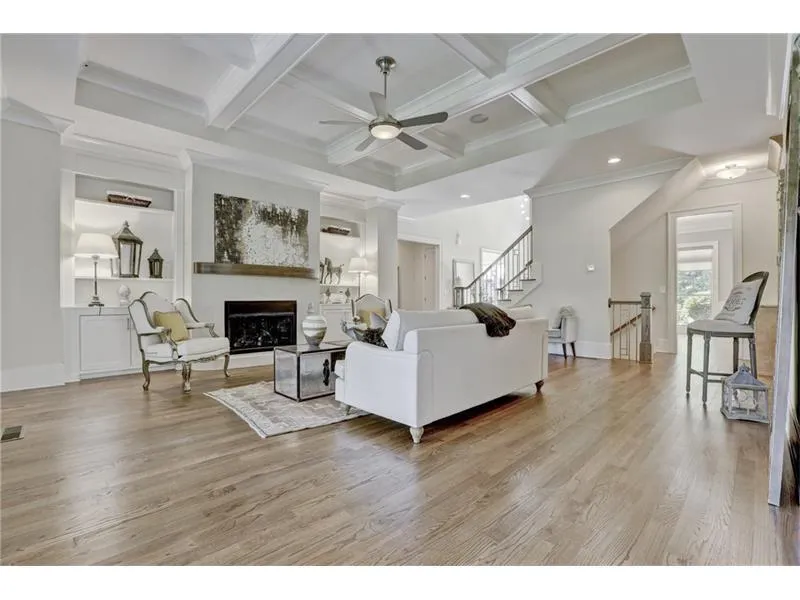 929 Altamira Lane, Atlanta, Georgia 30350, 5 Bedrooms Bedrooms, ,5 BathroomsBathrooms,Residential,Sold,929 Altamira Lane,5896673