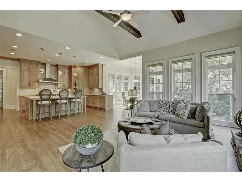 929 Altamira Lane, Atlanta, Georgia 30350, 5 Bedrooms Bedrooms, ,5 BathroomsBathrooms,Residential,Sold,929 Altamira Lane,5896673