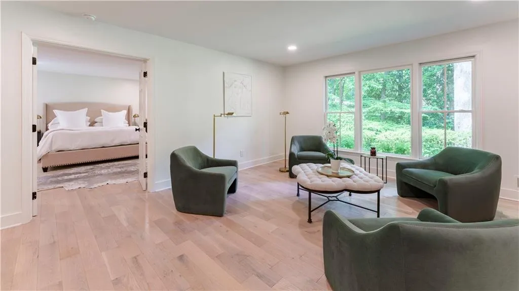 4219 Harrogate Drive Nw, Atlanta, Georgia 30327, 5 Bedrooms Bedrooms, ,3 BathroomsBathrooms,Residential,For Sale,4219 Harrogate Drive Nw,7620210
