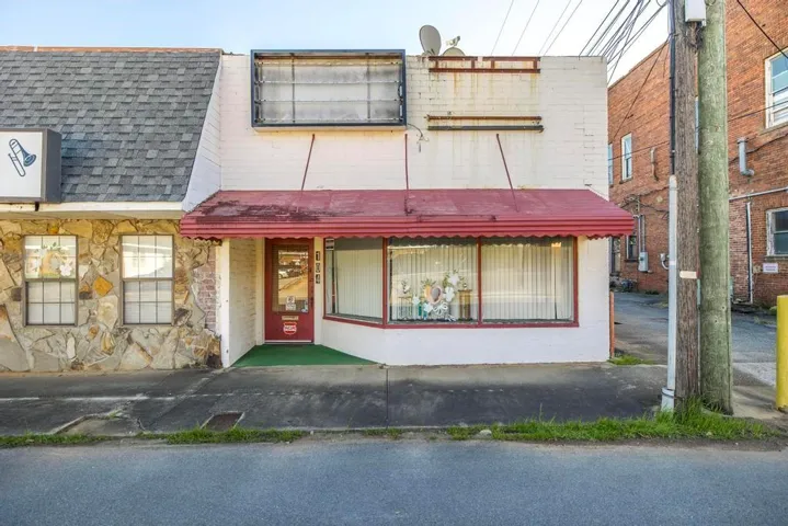 104 Anderson Avenue, Fort Valley, Georgia 31030
