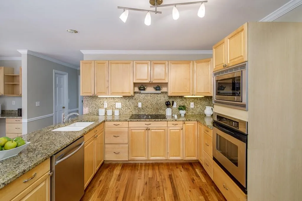 315 Wynland Trace, Sandy Springs, Georgia 30350, 4 Bedrooms Bedrooms, ,3 BathroomsBathrooms,Residential,Sold,315 Wynland Trace,6085390
