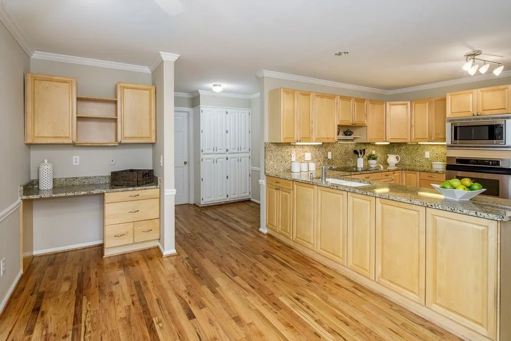 315 Wynland Trace, Sandy Springs, Georgia 30350, 4 Bedrooms Bedrooms, ,3 BathroomsBathrooms,Residential,Sold,315 Wynland Trace,6085390