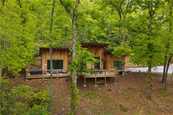 2745 Galloway Road, Blue Ridge, Georgia 30513