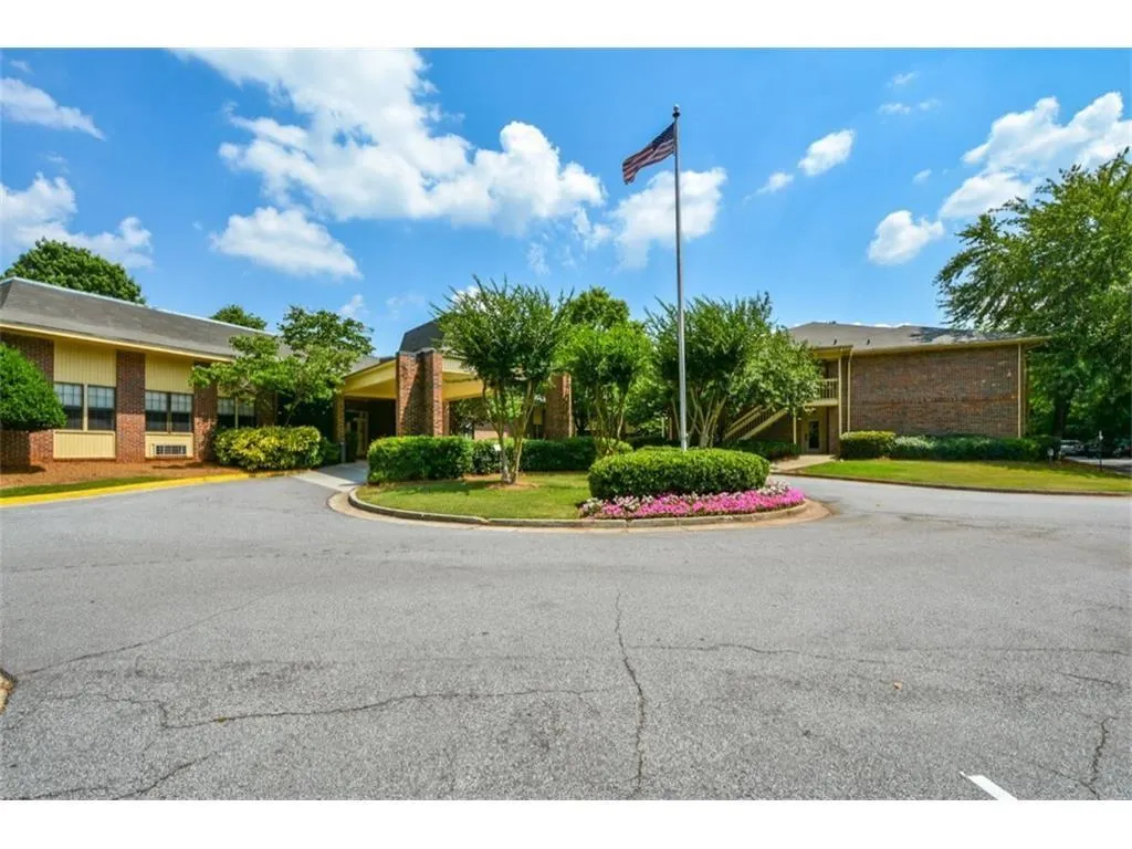 475 Mount Vernon Highway Ne Unit C130, Atlanta, Georgia 30328, 1 Bedroom Bedrooms, ,1 BathroomBathrooms,Residential,Sold,475 Mount Vernon Highway Ne Unit C130,5816597