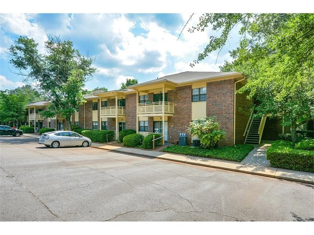 475 Mount Vernon Highway Ne Unit C130, Atlanta, Georgia 30328, 1 Bedroom Bedrooms, ,1 BathroomBathrooms,Residential,Sold,475 Mount Vernon Highway Ne Unit C130,5816597
