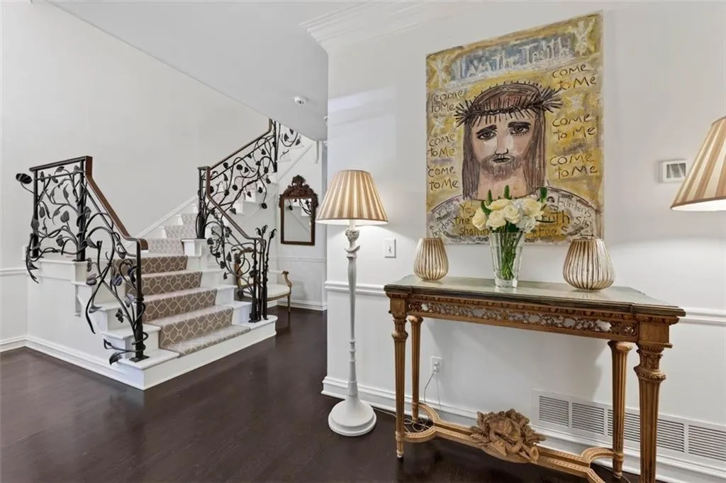 2525 Peachtree Road Ne Unit 25, Atlanta, Georgia 30305, 3 Bedrooms Bedrooms, 0 ,4 BathroomsBathrooms,Residential,For Sale,2525 Peachtree Road Ne Unit 25,7826466