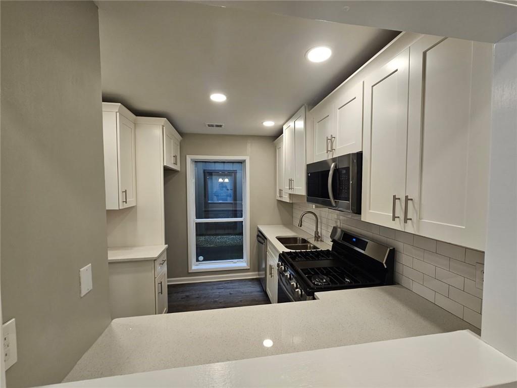 302 River Run Drive, Sandy Springs, Georgia 30350, 1 Bedroom Bedrooms, ,1 BathroomBathrooms,Residential,Sold,302 River Run Drive,7237286