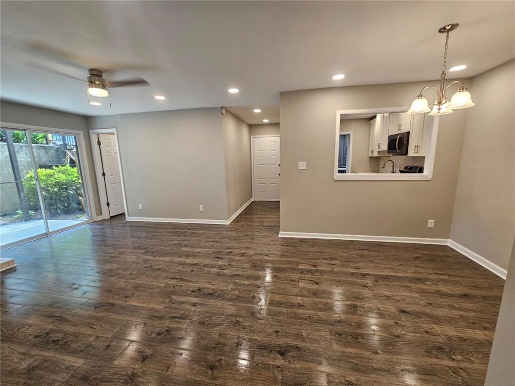 302 River Run Drive, Sandy Springs, Georgia 30350, 1 Bedroom Bedrooms, ,1 BathroomBathrooms,Residential,Sold,302 River Run Drive,7237286