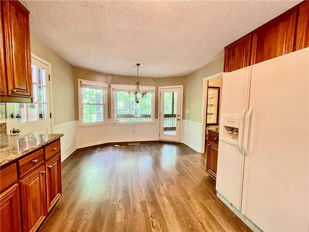 555 Tahoma Drive, Sandy Springs, Georgia 30350, 4 Bedrooms Bedrooms, ,2 BathroomsBathrooms,Residential,Sold,555 Tahoma Drive,6874595