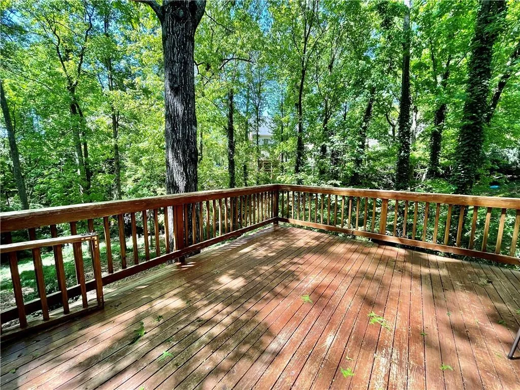 555 Tahoma Drive, Sandy Springs, Georgia 30350, 4 Bedrooms Bedrooms, ,2 BathroomsBathrooms,Residential,Sold,555 Tahoma Drive,6874595