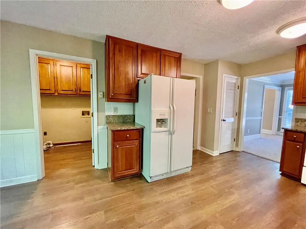 555 Tahoma Drive, Sandy Springs, Georgia 30350, 4 Bedrooms Bedrooms, ,2 BathroomsBathrooms,Residential,Sold,555 Tahoma Drive,6874595