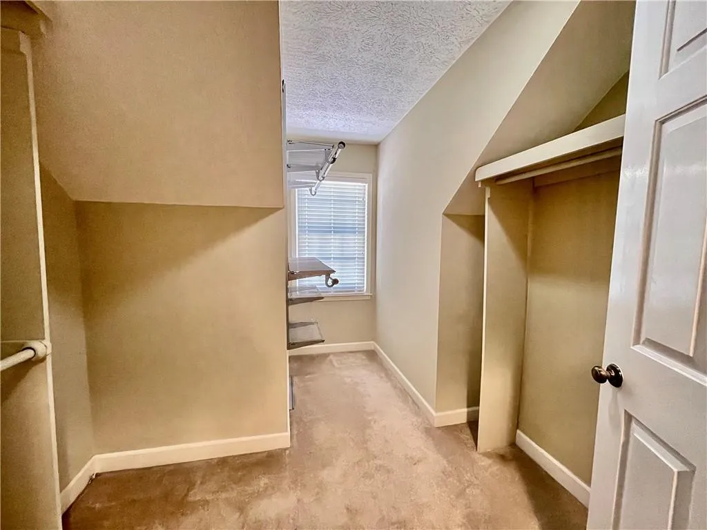 555 Tahoma Drive, Sandy Springs, Georgia 30350, 4 Bedrooms Bedrooms, ,2 BathroomsBathrooms,Residential,Sold,555 Tahoma Drive,6874595