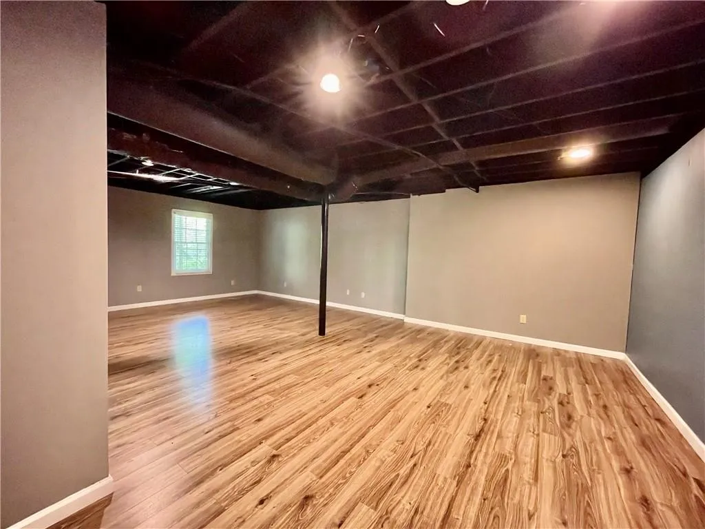 555 Tahoma Drive, Sandy Springs, Georgia 30350, 4 Bedrooms Bedrooms, ,2 BathroomsBathrooms,Residential,Sold,555 Tahoma Drive,6874595