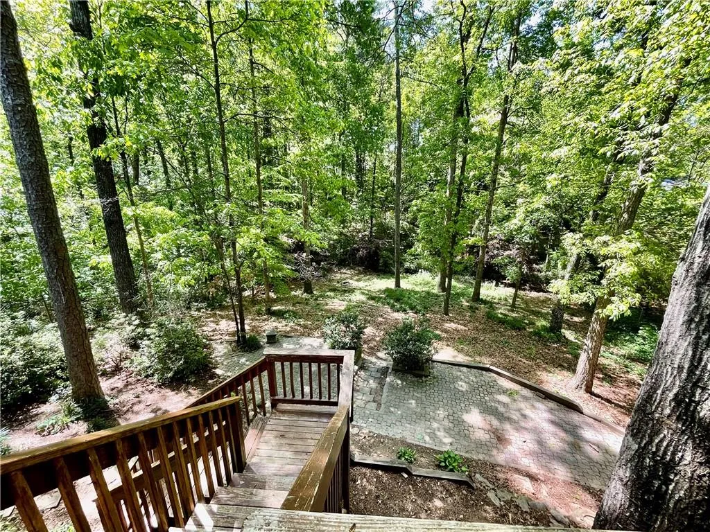 555 Tahoma Drive, Sandy Springs, Georgia 30350, 4 Bedrooms Bedrooms, ,2 BathroomsBathrooms,Residential,Sold,555 Tahoma Drive,6874595