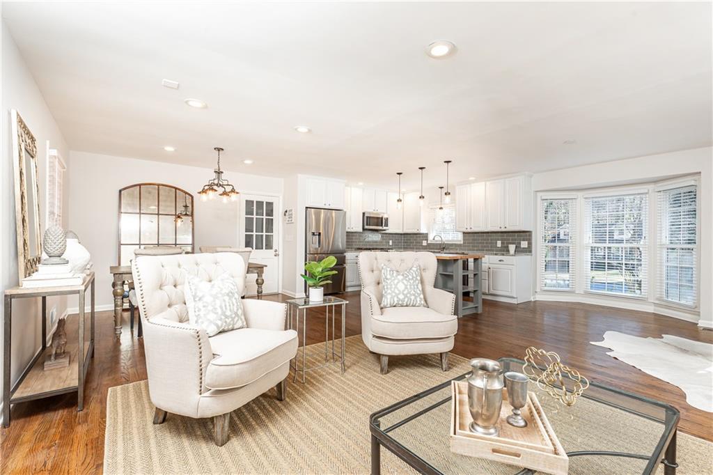 6536 Wright Road, Atlanta, Georgia 30328, 3 Bedrooms Bedrooms, ,3 BathroomsBathrooms,Residential,Sold,6536 Wright Road,7321444