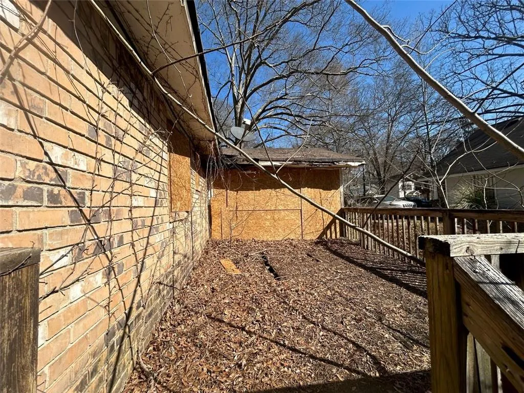 2462 Main Street Nw, Atlanta, Georgia 30318, 3 Bedrooms Bedrooms, ,1 BathroomBathrooms,Residential,For Sale,2462 Main Street Nw,7640272