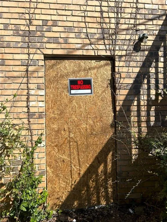 2462 Main Street Nw, Atlanta, Georgia 30318, 3 Bedrooms Bedrooms, ,1 BathroomBathrooms,Residential,For Sale,2462 Main Street Nw,7640272