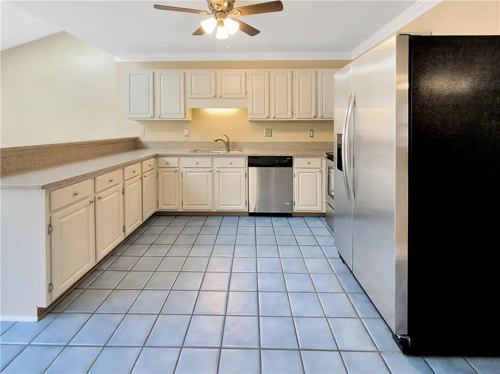 8945 Carroll Manor Drive, Atlanta, Georgia 30350, 2 Bedrooms Bedrooms, ,2 BathroomsBathrooms,Residential,Sold,8945 Carroll Manor Drive,7190008