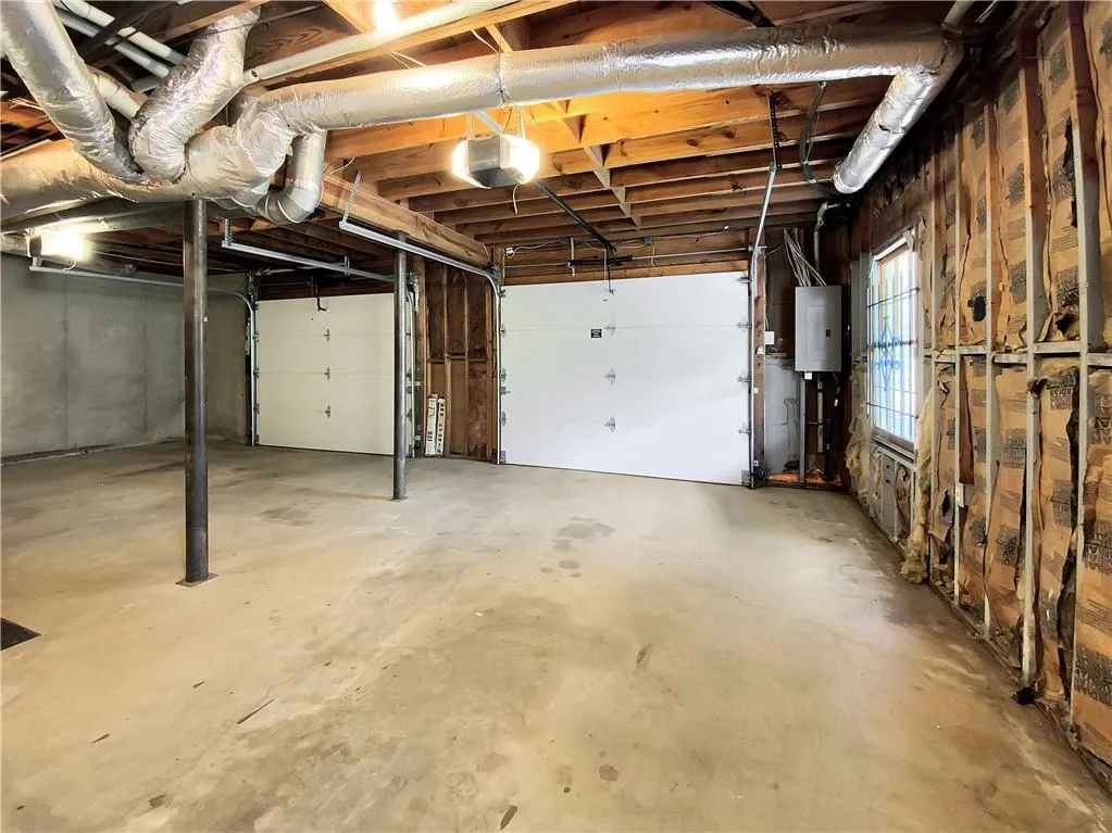 8945 Carroll Manor Drive, Atlanta, Georgia 30350, 2 Bedrooms Bedrooms, ,2 BathroomsBathrooms,Residential,Sold,8945 Carroll Manor Drive,7190008