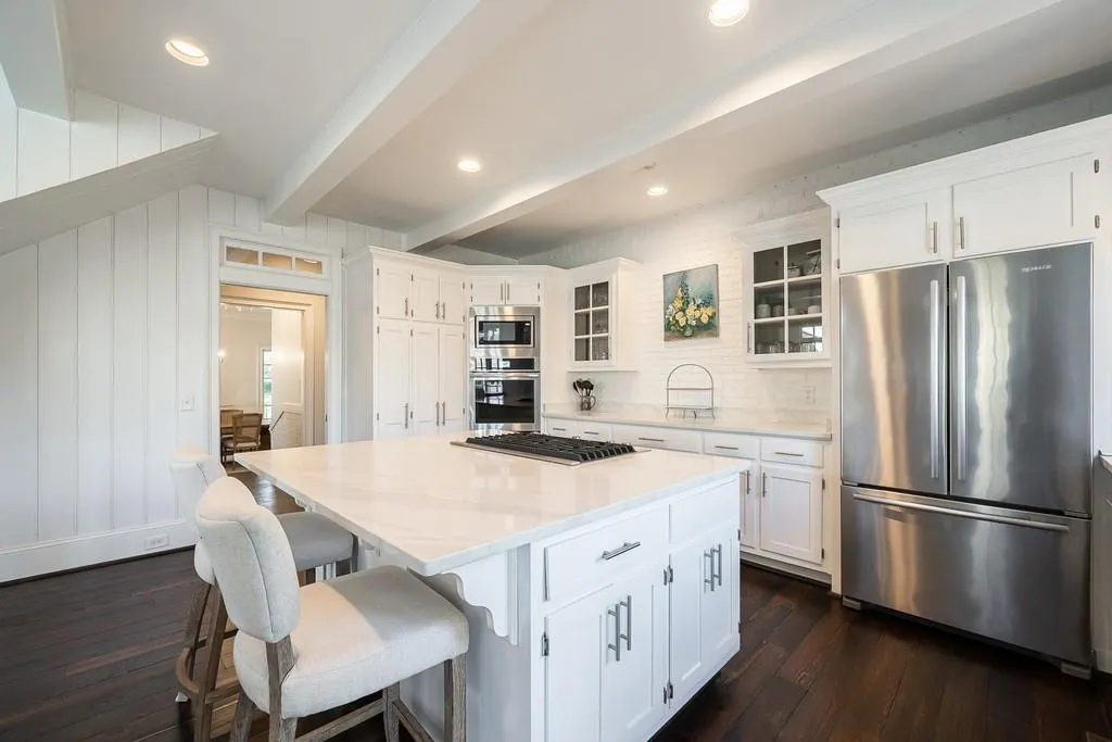 2110 Clay Drive, Sandy Springs, Georgia 30350, 6 Bedrooms Bedrooms, ,4 BathroomsBathrooms,Residential,Sold,2110 Clay Drive,6846470