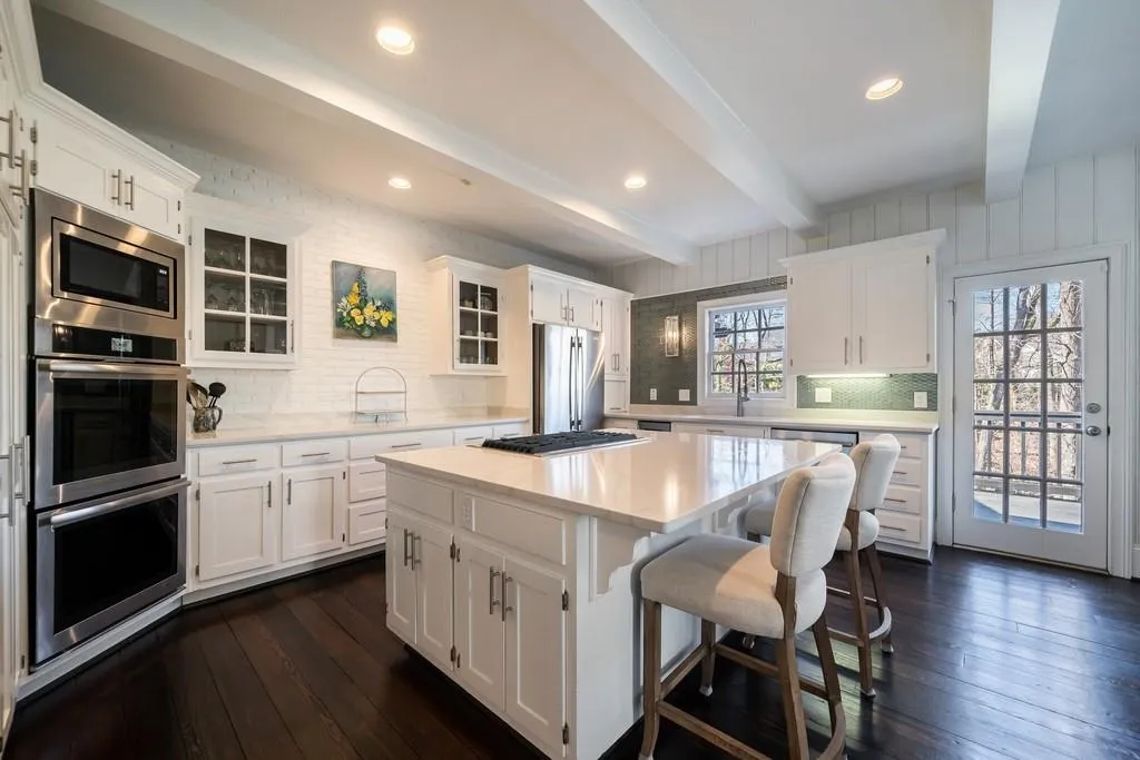 2110 Clay Drive, Sandy Springs, Georgia 30350, 6 Bedrooms Bedrooms, ,4 BathroomsBathrooms,Residential,Sold,2110 Clay Drive,6846470