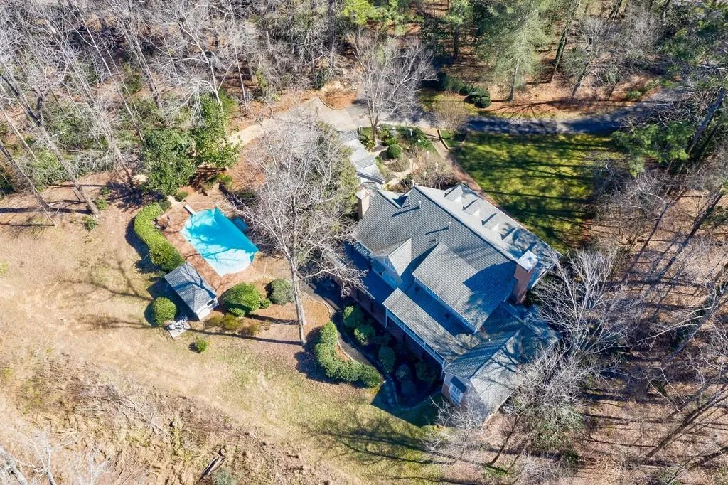 2110 Clay Drive, Sandy Springs, Georgia 30350, 6 Bedrooms Bedrooms, ,4 BathroomsBathrooms,Residential,Sold,2110 Clay Drive,6846470