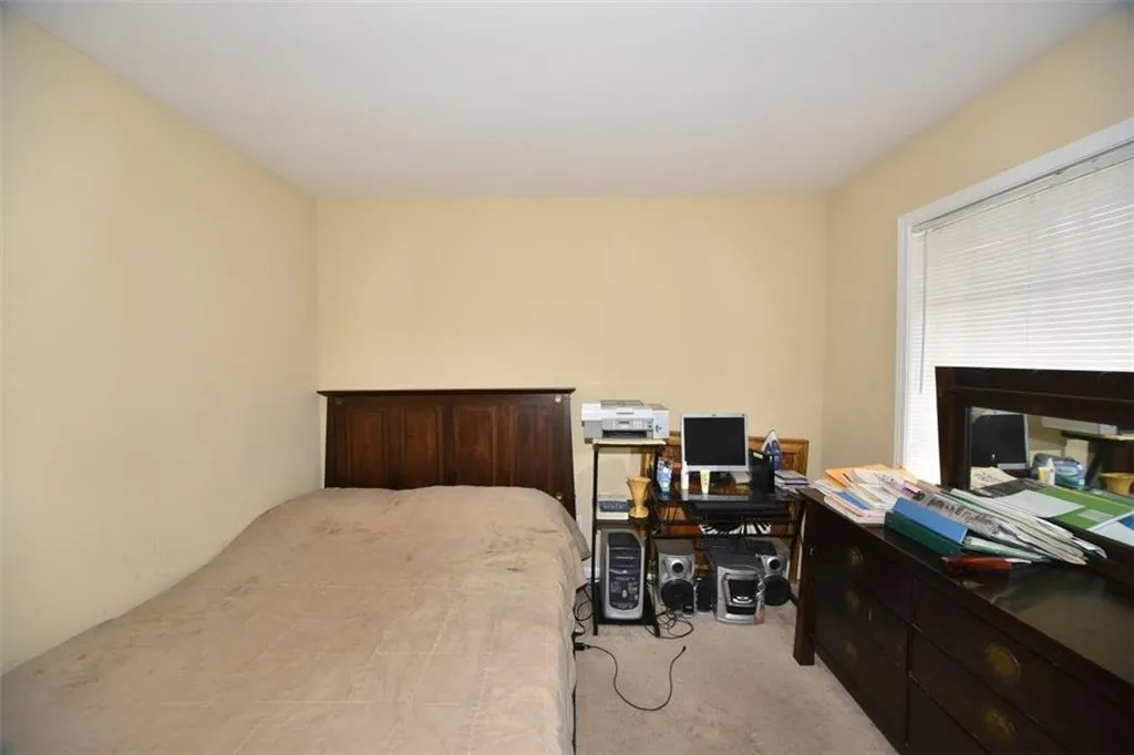 6940 Roswell Road Unit 11a, Atlanta, Georgia 30328, 2 Bedrooms Bedrooms, ,1 BathroomBathrooms,Residential,Sold,6940 Roswell Road Unit 11a,5691939