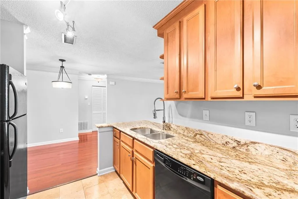 543 Granville Court, Sandy Springs, Georgia 30328, 1 Bedroom Bedrooms, ,1 BathroomBathrooms,Residential,Sold,543 Granville Court,7086736