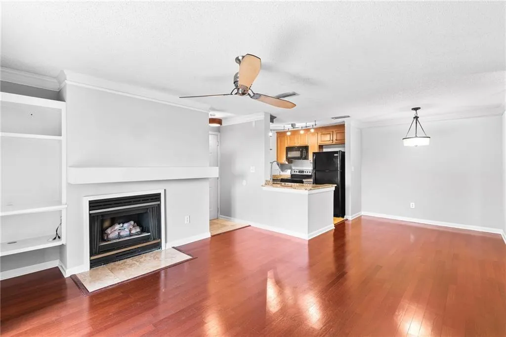 543 Granville Court, Sandy Springs, Georgia 30328, 1 Bedroom Bedrooms, ,1 BathroomBathrooms,Residential,Sold,543 Granville Court,7086736