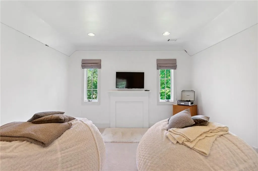 1190 W Garmon Road, Sandy Springs, Georgia 30327, 5 Bedrooms Bedrooms, ,6 BathroomsBathrooms,Residential,Sold,1190 W Garmon Road,7251550