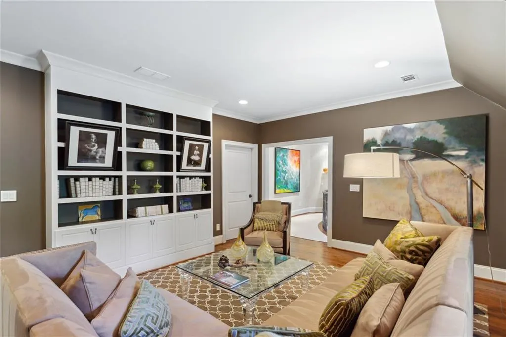 1190 W Garmon Road, Sandy Springs, Georgia 30327, 5 Bedrooms Bedrooms, ,6 BathroomsBathrooms,Residential,Sold,1190 W Garmon Road,7251550