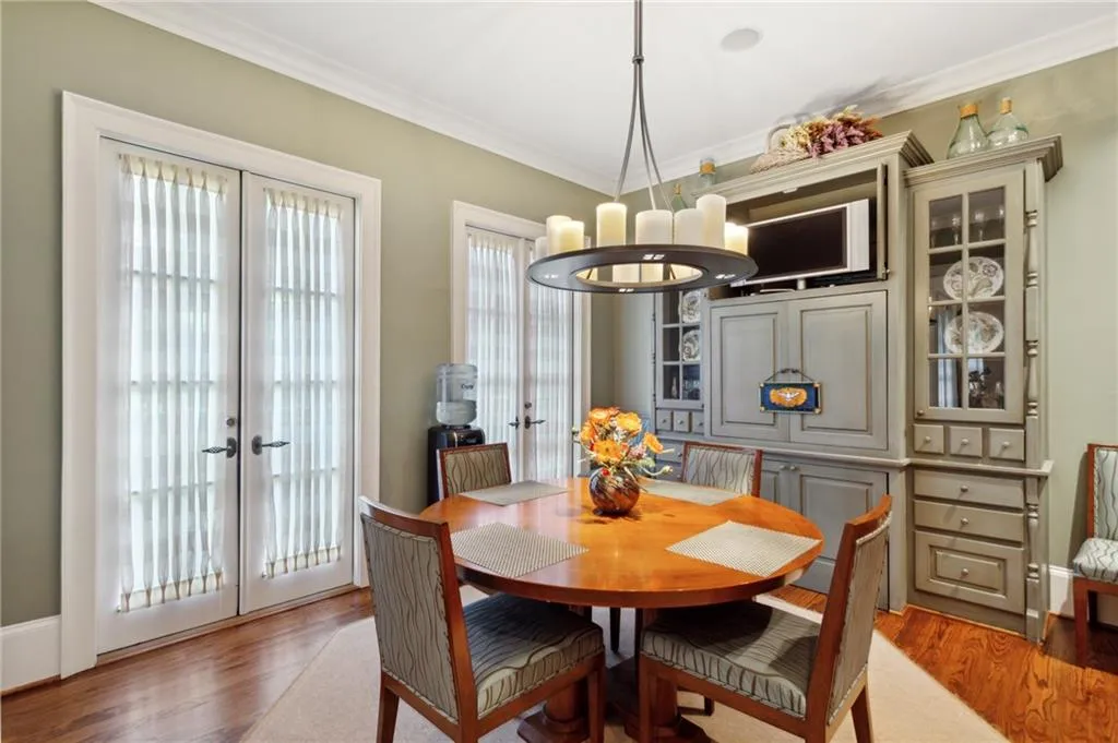 1190 W Garmon Road, Sandy Springs, Georgia 30327, 5 Bedrooms Bedrooms, ,6 BathroomsBathrooms,Residential,Sold,1190 W Garmon Road,7251550
