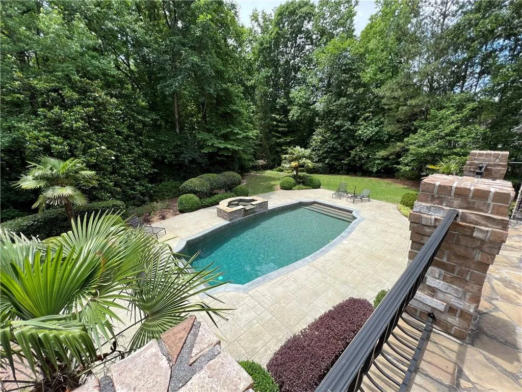 1190 W Garmon Road, Sandy Springs, Georgia 30327, 5 Bedrooms Bedrooms, ,6 BathroomsBathrooms,Residential,Sold,1190 W Garmon Road,7251550