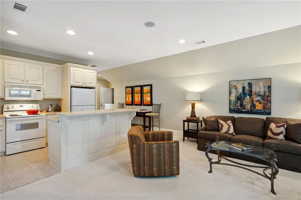 1190 W Garmon Road, Sandy Springs, Georgia 30327, 5 Bedrooms Bedrooms, ,6 BathroomsBathrooms,Residential,Sold,1190 W Garmon Road,7251550