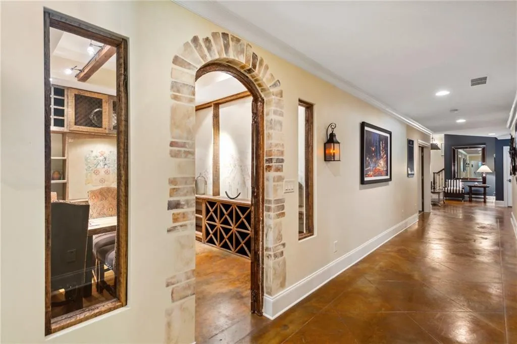 1190 W Garmon Road, Sandy Springs, Georgia 30327, 5 Bedrooms Bedrooms, ,6 BathroomsBathrooms,Residential,Sold,1190 W Garmon Road,7251550