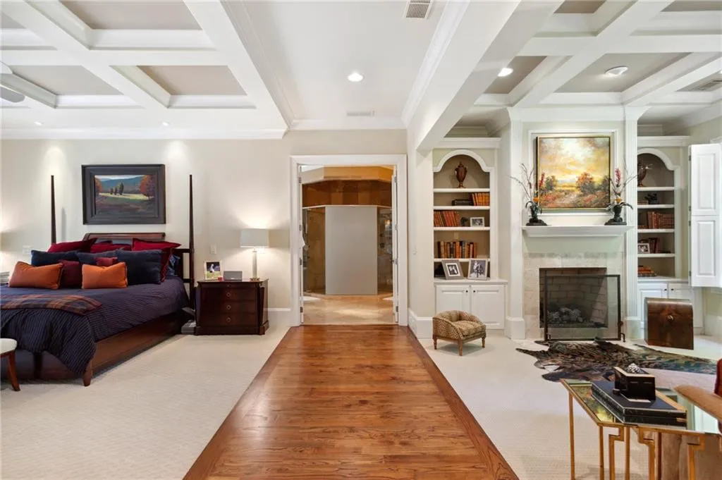1190 W Garmon Road, Sandy Springs, Georgia 30327, 5 Bedrooms Bedrooms, ,6 BathroomsBathrooms,Residential,Sold,1190 W Garmon Road,7251550