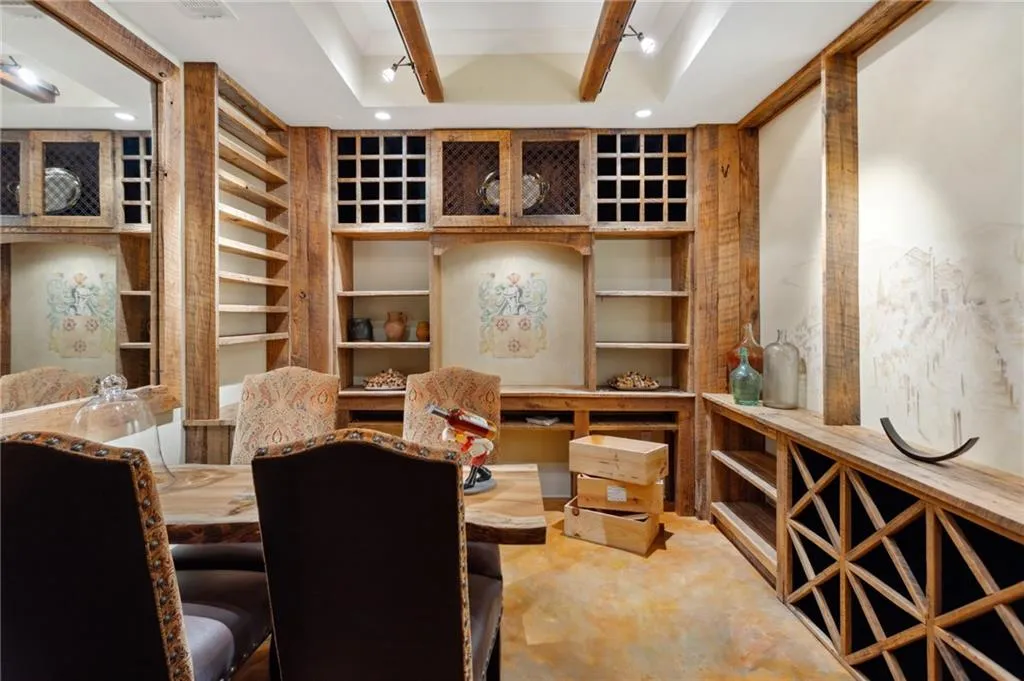 1190 W Garmon Road, Sandy Springs, Georgia 30327, 5 Bedrooms Bedrooms, ,6 BathroomsBathrooms,Residential,Sold,1190 W Garmon Road,7251550