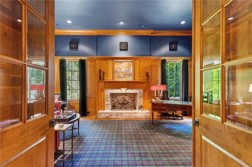 1190 W Garmon Road, Sandy Springs, Georgia 30327, 5 Bedrooms Bedrooms, ,6 BathroomsBathrooms,Residential,Sold,1190 W Garmon Road,7251550