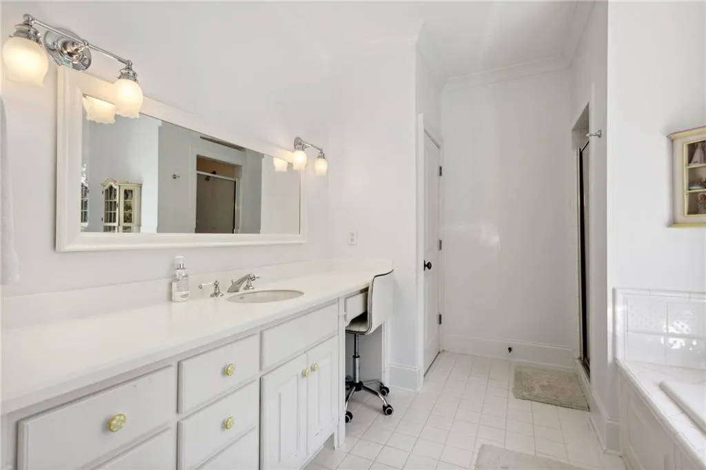 1190 W Garmon Road, Sandy Springs, Georgia 30327, 5 Bedrooms Bedrooms, ,6 BathroomsBathrooms,Residential,Sold,1190 W Garmon Road,7251550