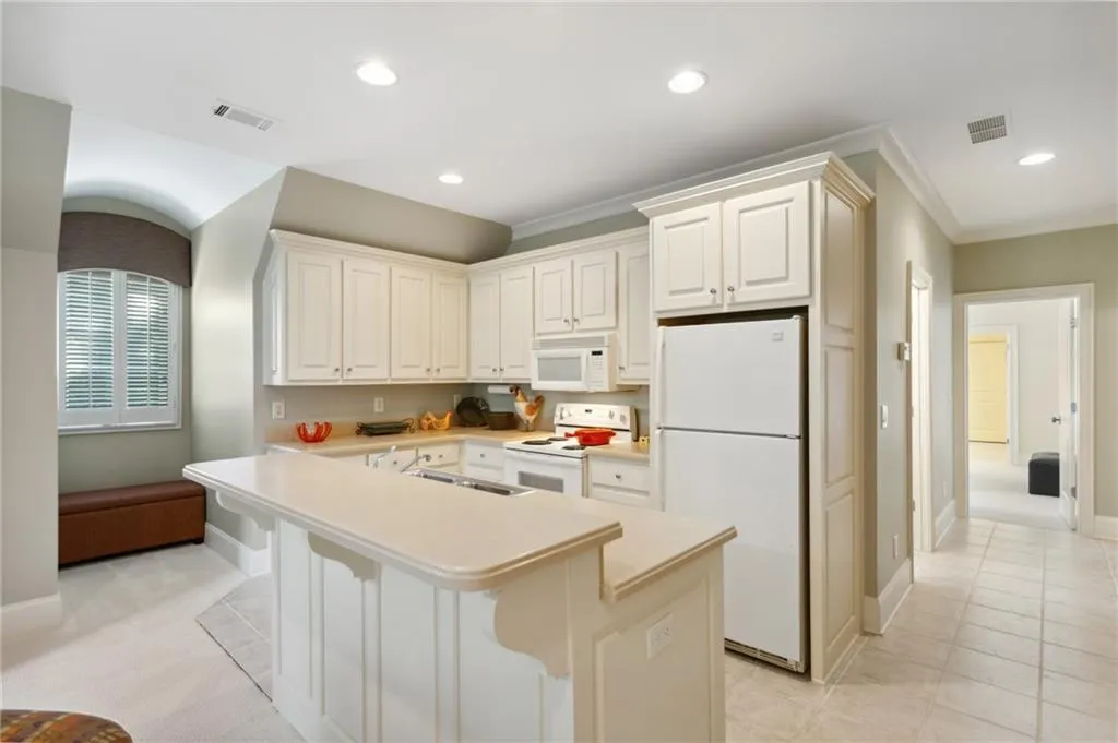 1190 W Garmon Road, Sandy Springs, Georgia 30327, 5 Bedrooms Bedrooms, ,6 BathroomsBathrooms,Residential,Sold,1190 W Garmon Road,7251550