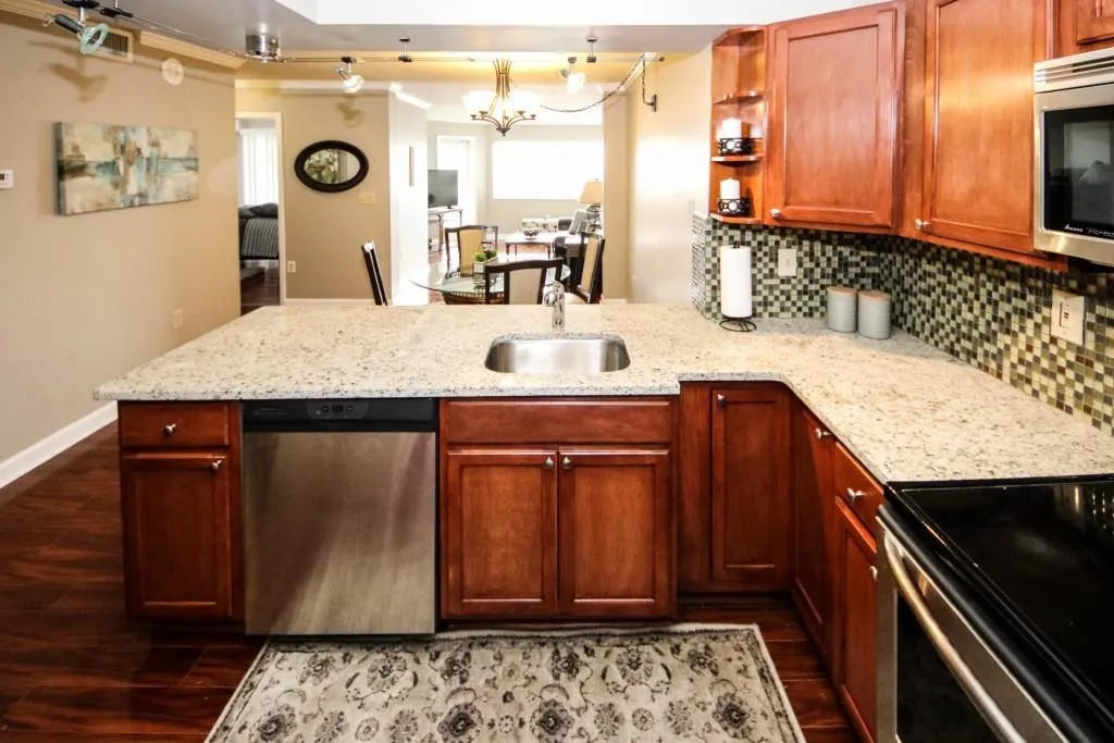 795 Hammond Drive Unit 606, Atlanta, Georgia 30328, 2 Bedrooms Bedrooms, ,1 BathroomBathrooms,Residential,Sold,795 Hammond Drive Unit 606,6869119