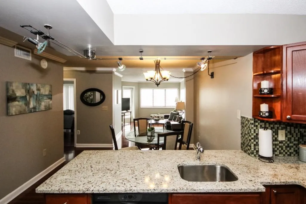 795 Hammond Drive Unit 606, Atlanta, Georgia 30328, 2 Bedrooms Bedrooms, ,1 BathroomBathrooms,Residential,Sold,795 Hammond Drive Unit 606,6869119