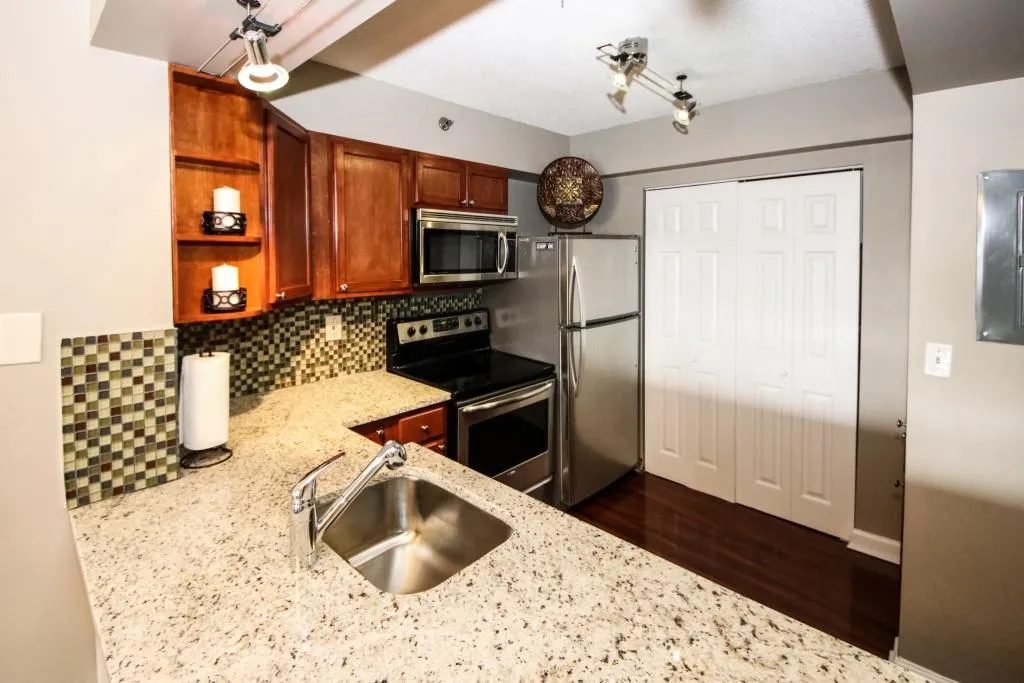 795 Hammond Drive Unit 606, Atlanta, Georgia 30328, 2 Bedrooms Bedrooms, ,1 BathroomBathrooms,Residential,Sold,795 Hammond Drive Unit 606,6869119