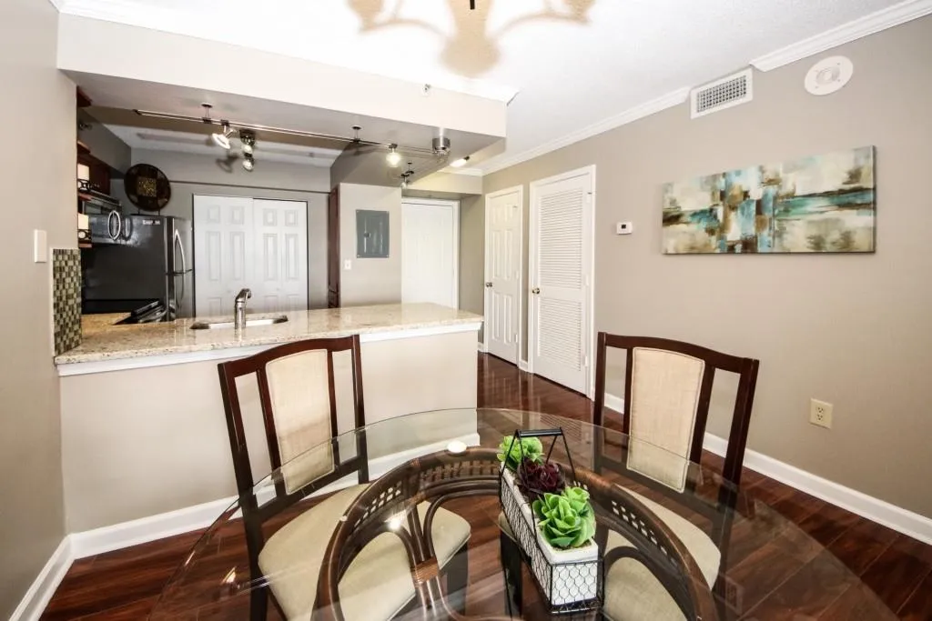 795 Hammond Drive Unit 606, Atlanta, Georgia 30328, 2 Bedrooms Bedrooms, ,1 BathroomBathrooms,Residential,Sold,795 Hammond Drive Unit 606,6869119