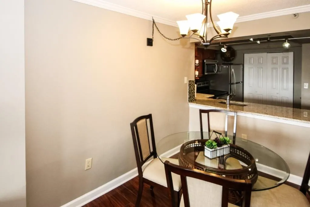 795 Hammond Drive Unit 606, Atlanta, Georgia 30328, 2 Bedrooms Bedrooms, ,1 BathroomBathrooms,Residential,Sold,795 Hammond Drive Unit 606,6869119