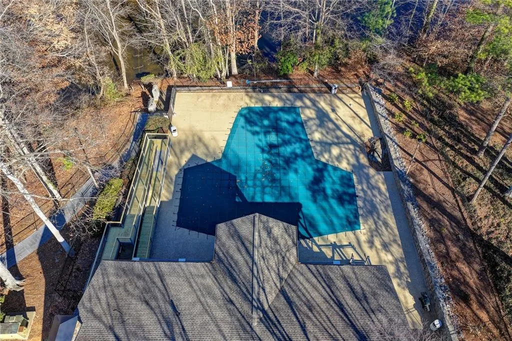 911 Garden Court, Atlanta, Georgia 30328, 2 Bedrooms Bedrooms, ,2 BathroomsBathrooms,Residential,For Sale,911 Garden Court,7704561