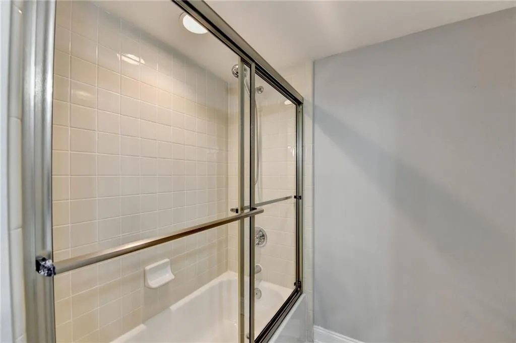 911 Garden Court, Atlanta, Georgia 30328, 2 Bedrooms Bedrooms, ,2 BathroomsBathrooms,Residential,For Sale,911 Garden Court,7704561