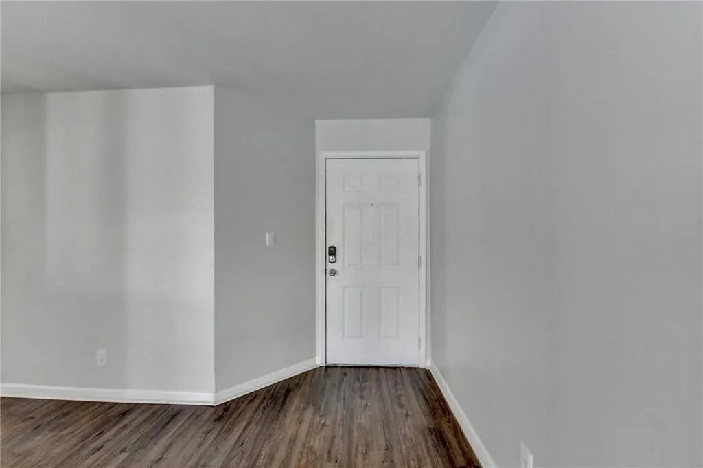 911 Garden Court, Atlanta, Georgia 30328, 2 Bedrooms Bedrooms, ,2 BathroomsBathrooms,Residential,For Sale,911 Garden Court,7704561